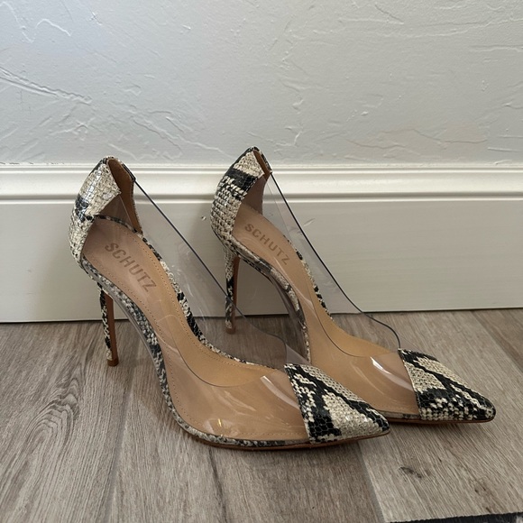NWT Schutz Women's Snake Skin Cendi Transparent
Illusion Point Toe Heels 6.5 - Picture 6 of 10